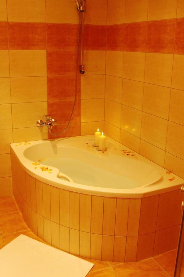 Jeseník Hotel Slovan מראה חיצוני תמונה
