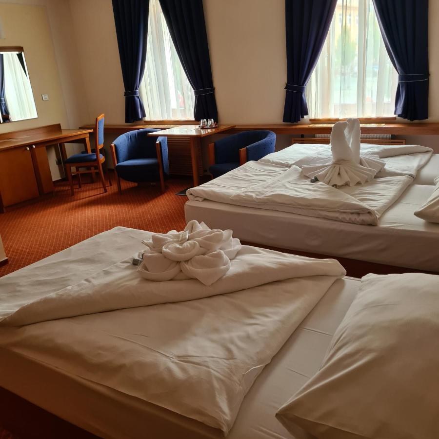 Jeseník Hotel Slovan מראה חיצוני תמונה
