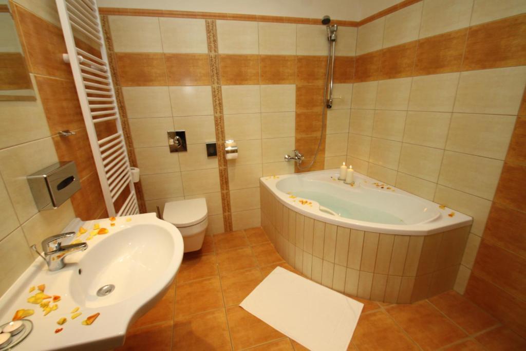 Jeseník Hotel Slovan מראה חיצוני תמונה